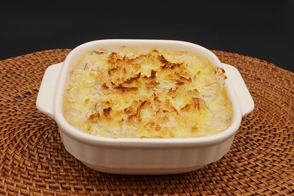 白ワインを使った 濃厚チキングラタン