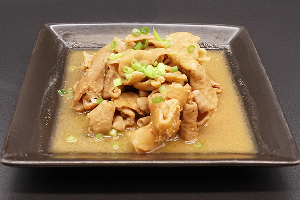 国産豚のホルモン味噌煮込み